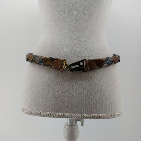 Unbranded Dresses & Skirts - Vintage Womens Leather Weaved Snake Brown Belt 32" Claw Buckle